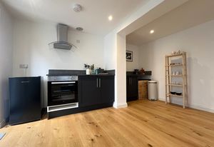 Photo 23- click for photo gallery